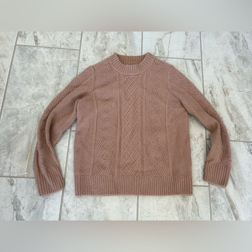 Duluth Trading Co Woolpaca Cable Sweater
Tan
Size Medium
Wool Blend
